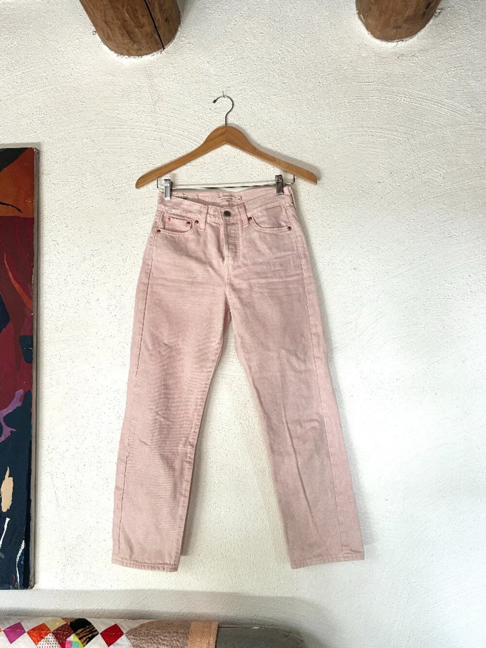 Levi's High Rise Straight Jeans in Light Pink